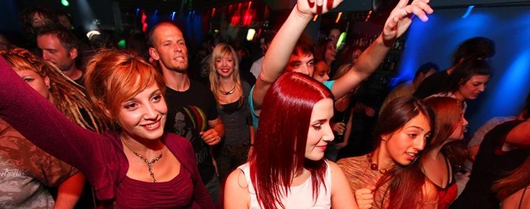 Nismo propustili ni St!llness