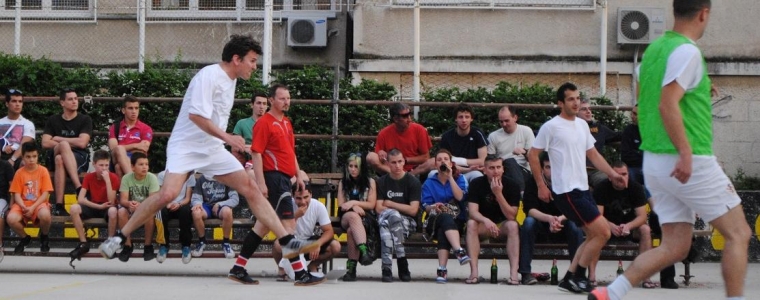 U Spinutu mesa, rocka i baluna!