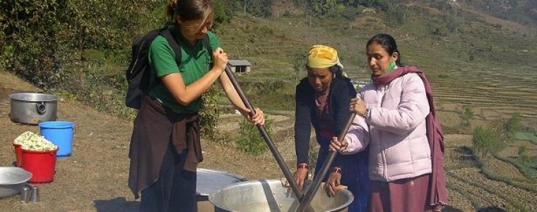 U Zoni o volonterskim kampovima