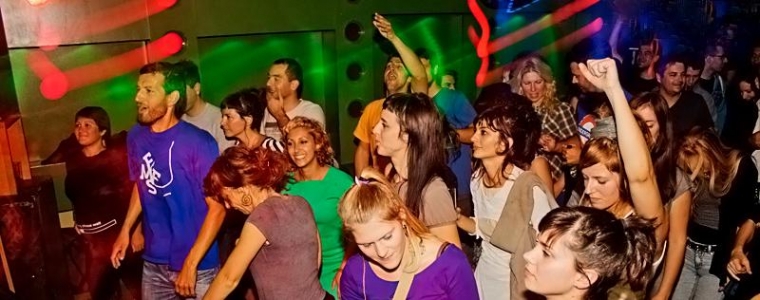 Urban, hit veći od Postolara