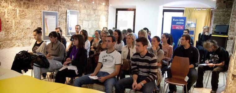 U Zoni o kockanju i hepatitisu