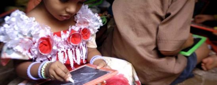 Makedonija: edukacija o manjinama