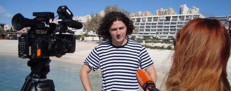 Slušaj Budu i glasaj za Budu!