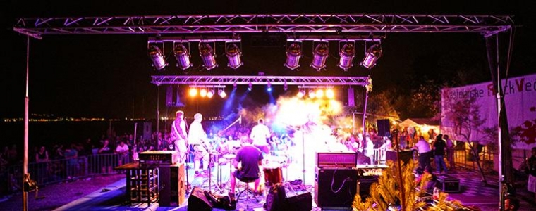 K.R.V. je Kaštelima kao lijek