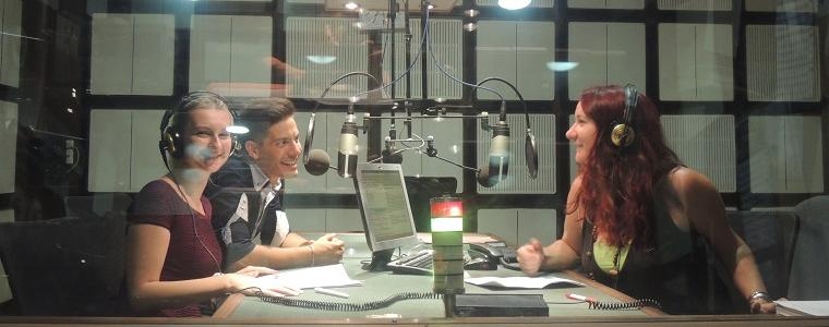 Info zona je večeras na radiju!