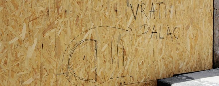 Vrati palac, Grgure!