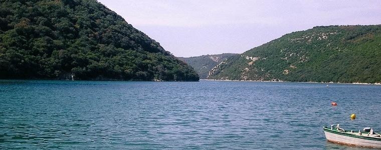 Što fali mladima na otoku?