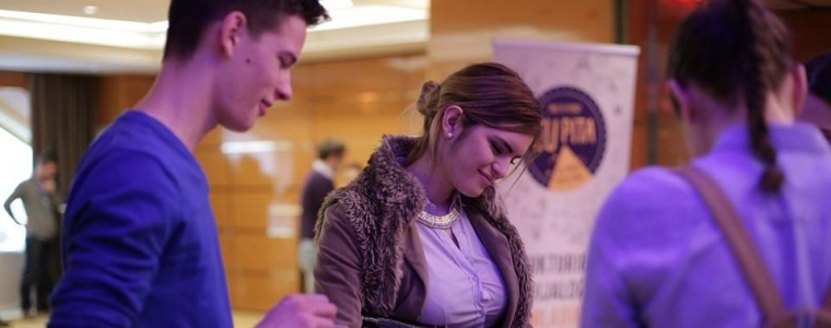 Što misliš o mladima i politici?