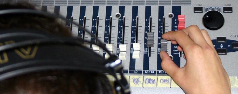 Volontiraj u Zoninoj radio emisiji!