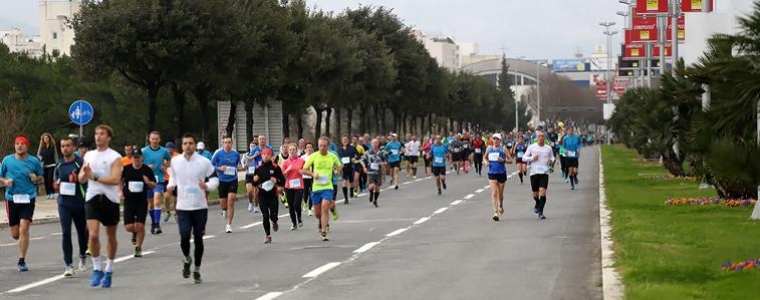 Polumaratonci kontra južine
