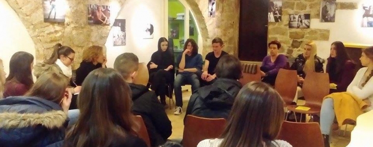 Dvostruki Književni klub