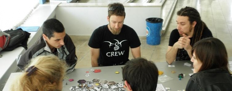 Društvena igra bandi i kultova