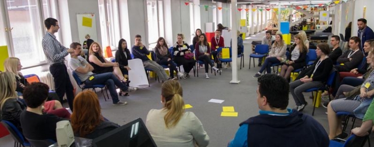 Spremni za strukturirani dijalog