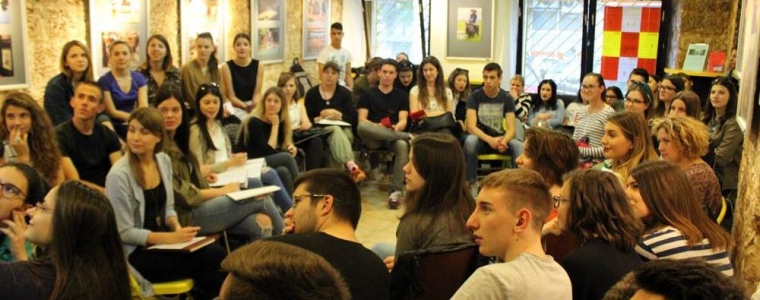 Srednjoškolci, evo Književni klub!