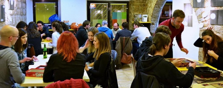 Društvene igre ponovno u Zoni