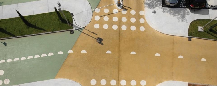 Dizajnom, izvan dizajna u MKC-u