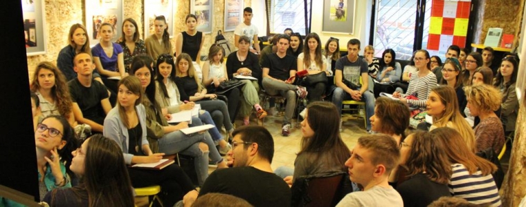 Debata o ideji demokracije