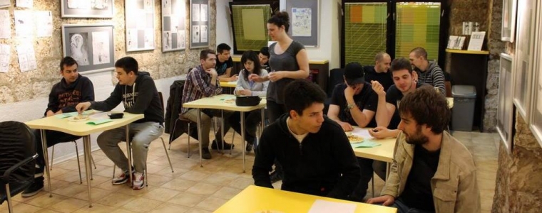  Quiz, drugs and r'n'r u Klubu Zona