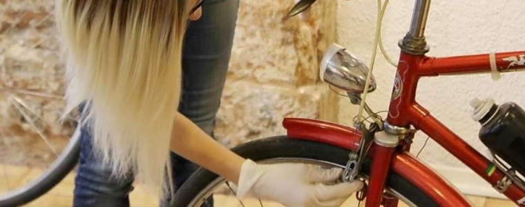 Prva viška Biciklopopravljaonica