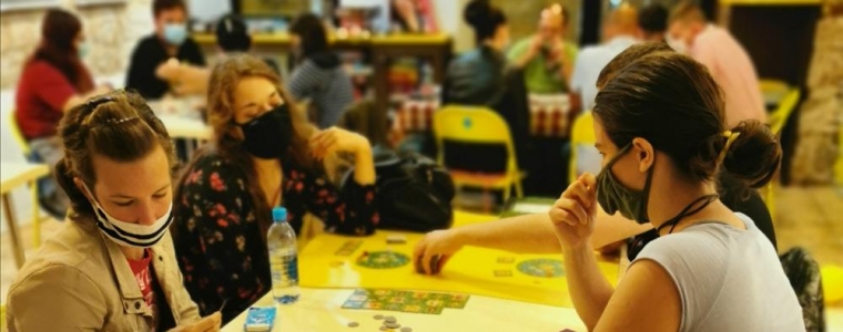 Večeri modernih društvenih igara