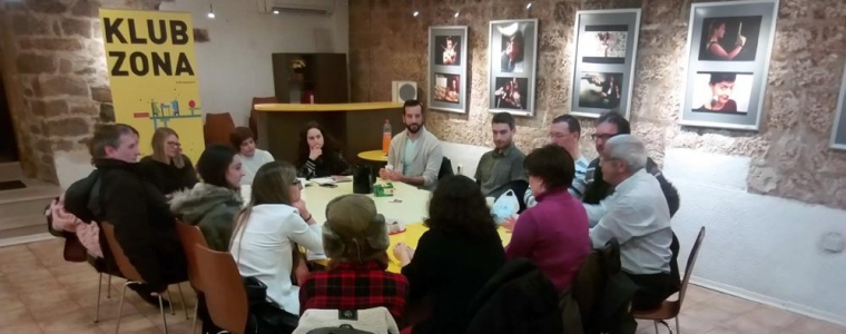 Nastavljaju se Književne čajanke