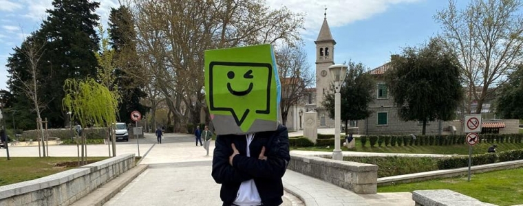 Kava s mladima u Solinu