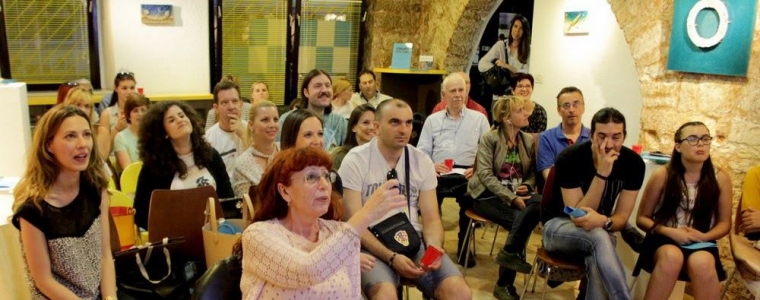 U Zoni Književna čajanka i putopis