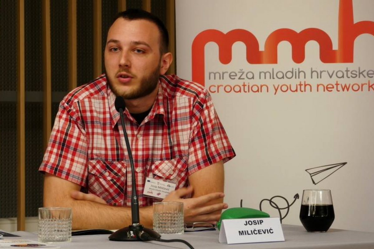 Svima su puna usta mladih, a njih malo tko zaista sluša