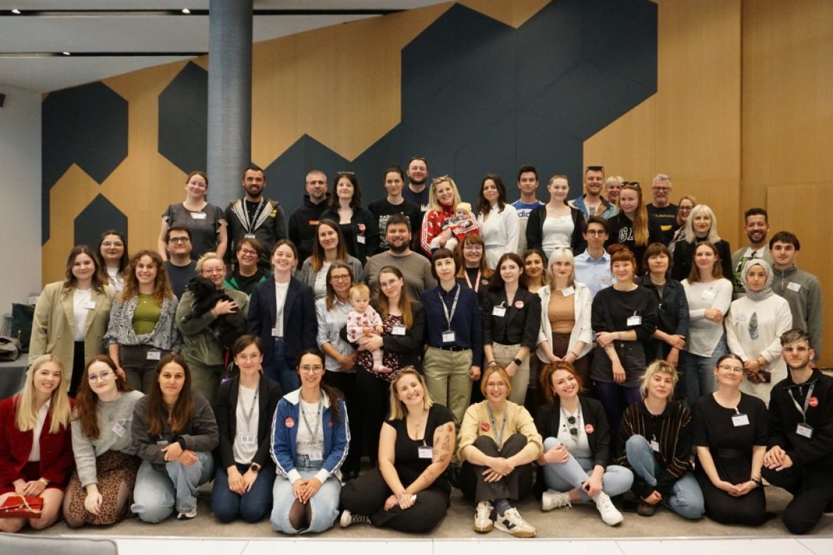 Info zona na Skupštini MMH: O vojnom roku, novoj strategiji za mlade i stanovanju