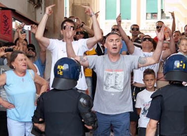 Kažu, treba mijenjat sistem