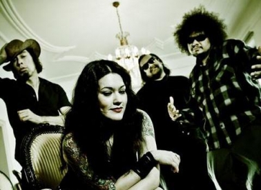 Tito & Tarantula na JUMFu