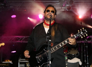 JUMF je imao samo jednu manu