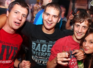 Faks off: Gego & Justin'si