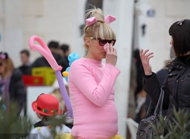 Šetači, ribe i vještice na Rivi