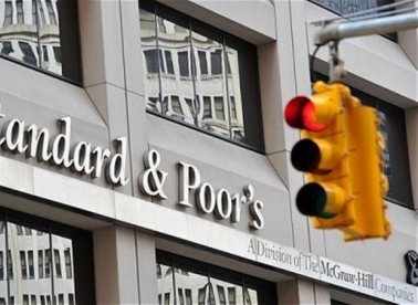 Došla voda do grla, a?