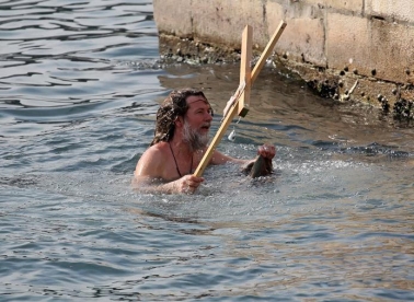 Kava, šetnja i kupanje na Rivi