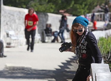 Pretrčali 819 marjanskih skala