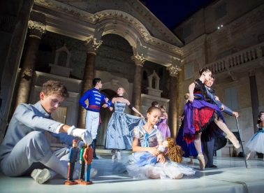  Neslavni balet o slavnom Verdiju