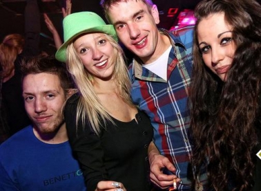 Album sa Dance Party 90s