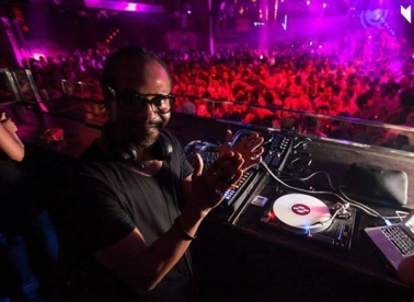 Stacey za detroitsku avanturu