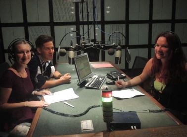 Info zona je večeras na radiju!