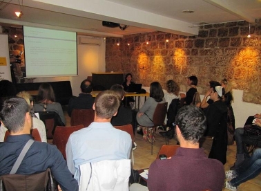 Mladi otočani, umrežite se!