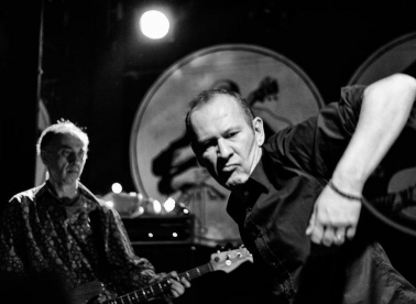 Prošlost ostavljamo strvinarima