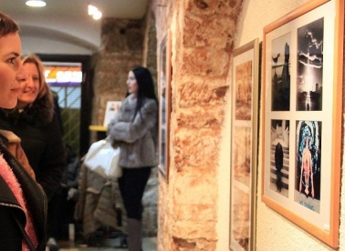 65 fotografija u Zoni