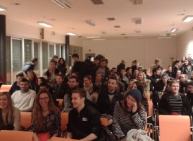 Studenti uče pisati projekte