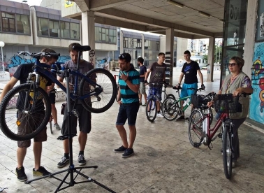 Fali biciklistička infrastruktura