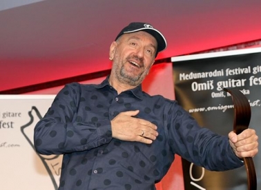 Stefanovski, gitara i Omiš