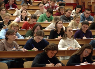 120 stipendija Grada Kaštela