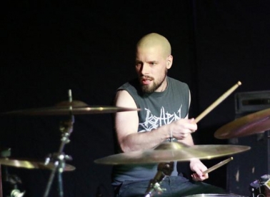 Gužva na zadnjoj večeri Ispod bine