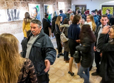 Podrška tvojoj izložbi u Zoni